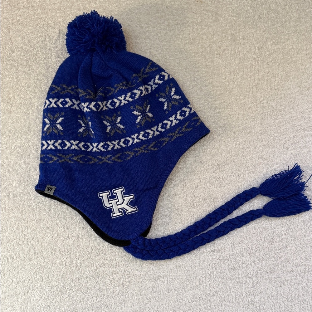 Top of the World University of Kentucky Wildcats Blue Knit Hat Ear Flaps Warm